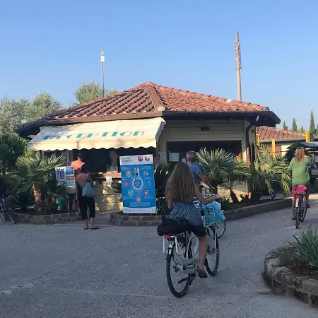 Toskana, Viareggio, Zona Rosa 1 Mit Klimaanlage Und Wlan Vakantiehuis